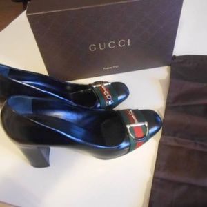 Gucci Horebit Pumps..... Authentic